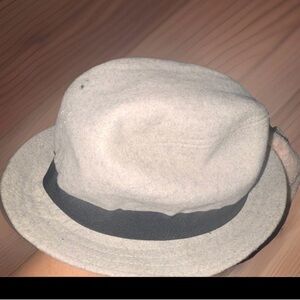 Goodfellow & Co Light Gray Wool Fedora with Black Band